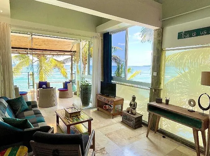 アパートホテル Ocean By A&j - Exceptional Beachfront -